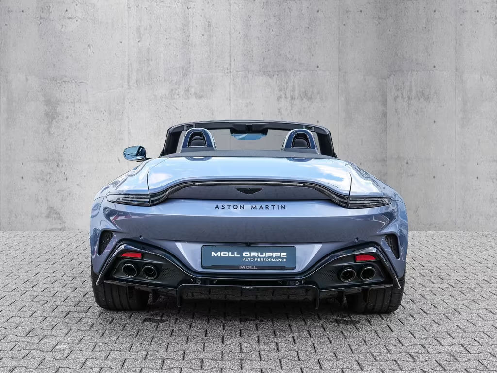 Aston Martin V8 Vantage