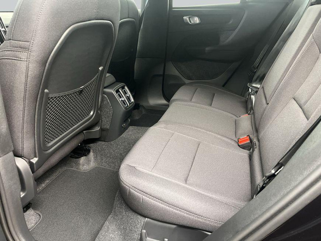 Volvo EX40