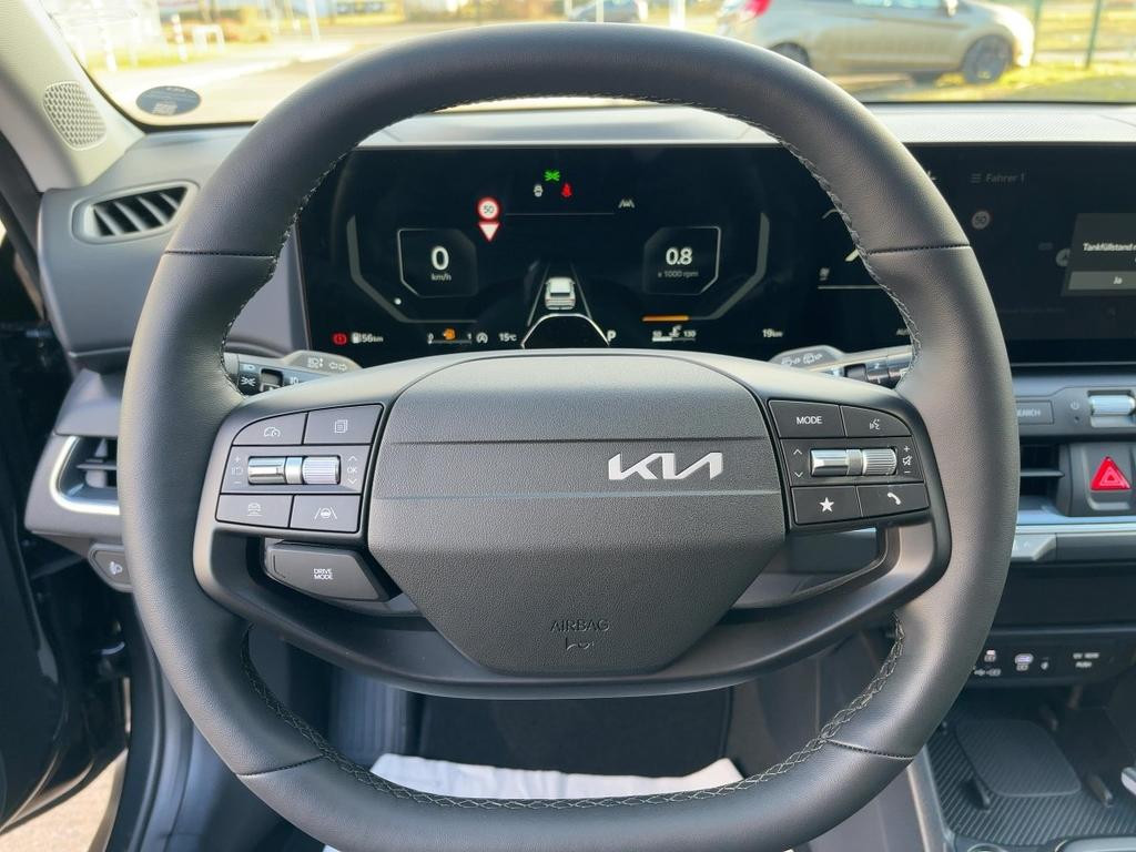 Kia K4