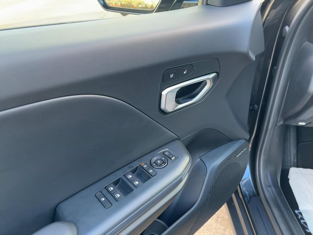 Kia K4