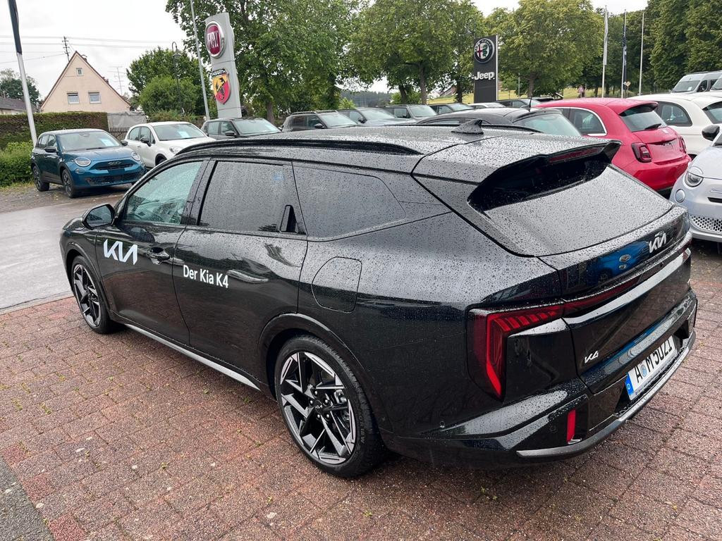 Kia K4