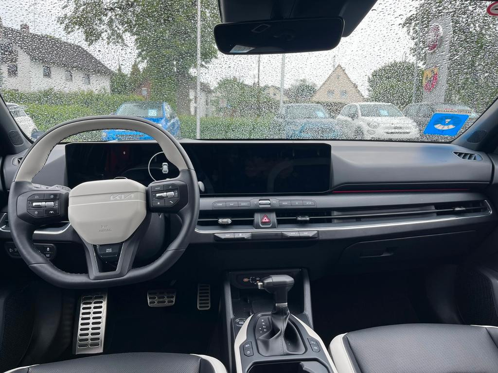 Kia K4