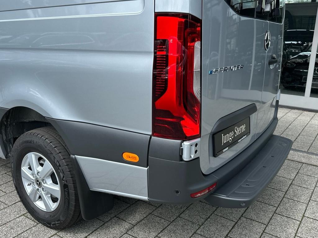 Mercedes-Benz eSprinter