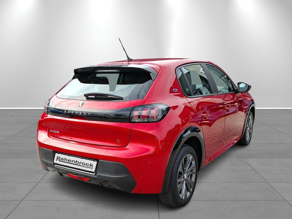 Peugeot e-208