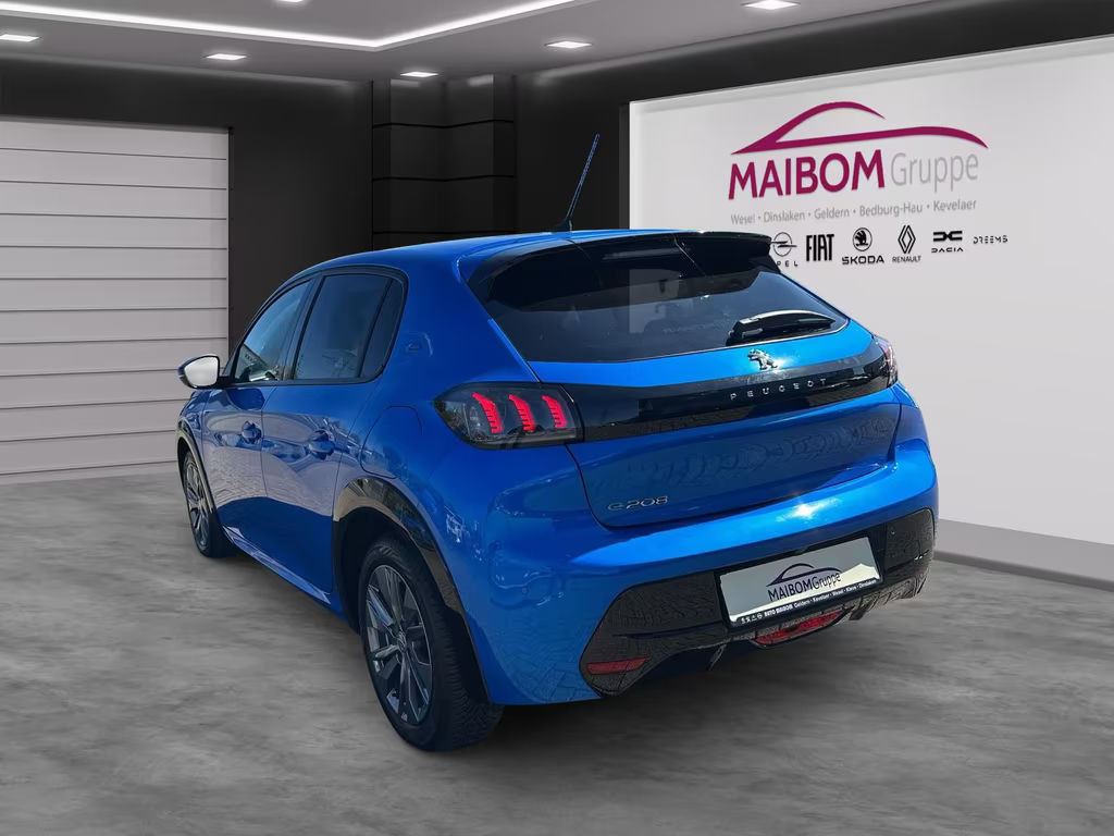 Peugeot e-208