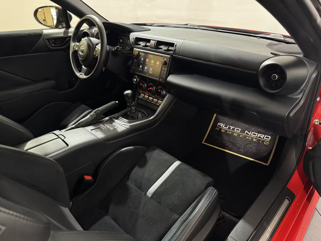 Toyota GR86
