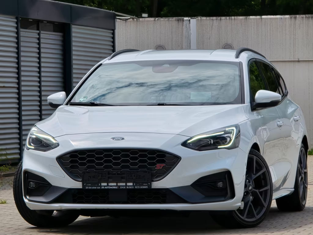 Ford Focus Wagon ST Line