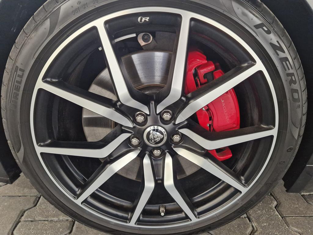 Jaguar F-Type