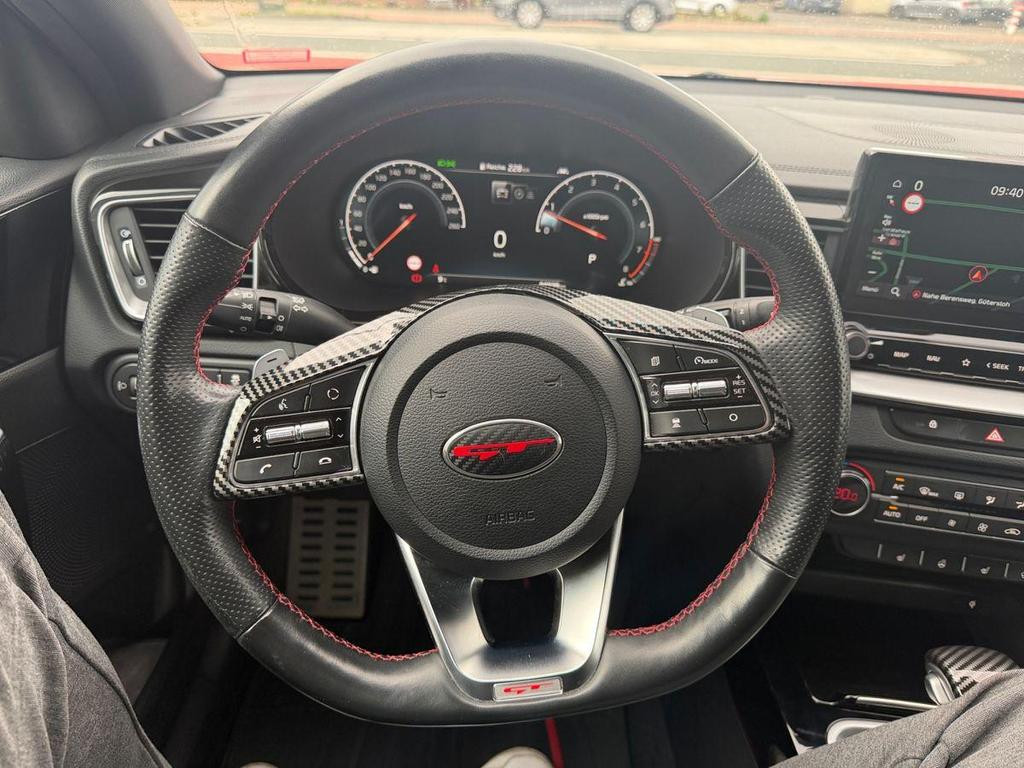 Kia ProCeed
