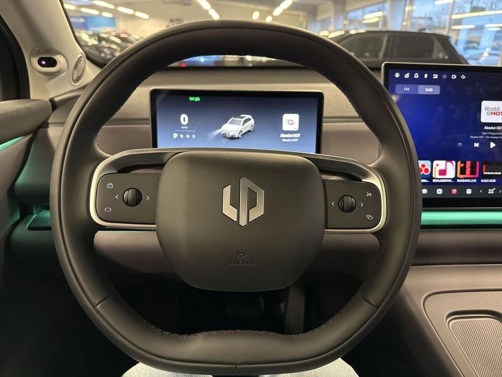 Leapmotor C10