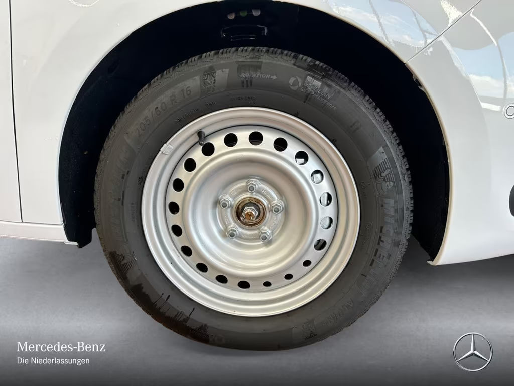 Mercedes-Benz T 180