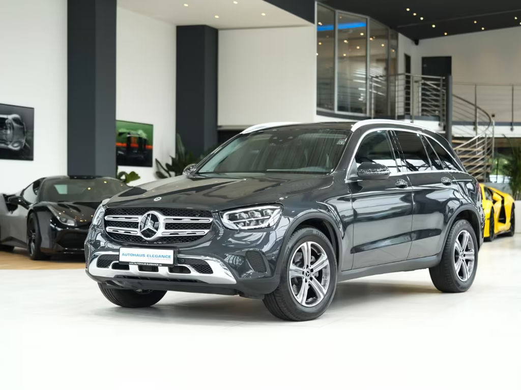 Mercedes-Benz GLC-Klasse GLC 300 4M*OFF-ROAD-STYLING*PANO*LEDER*NAVI*1.HD