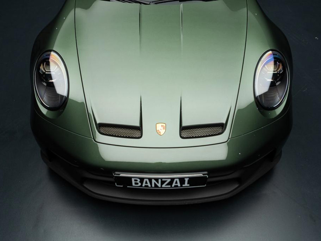 Porsche 911