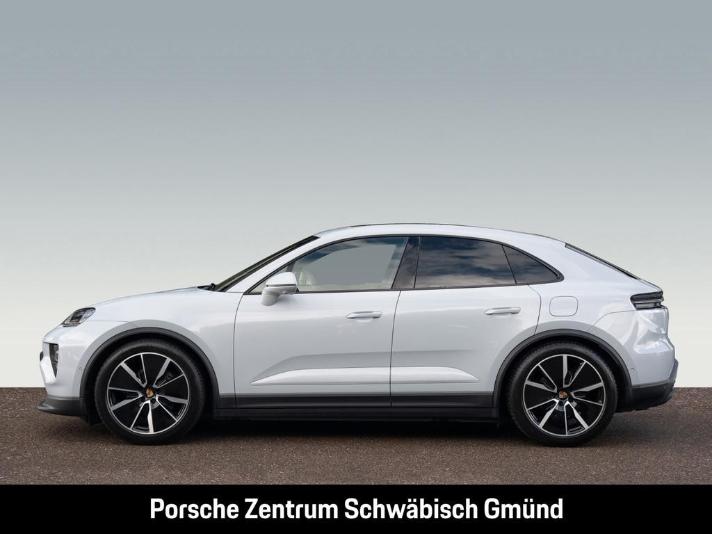 Porsche Macan 4