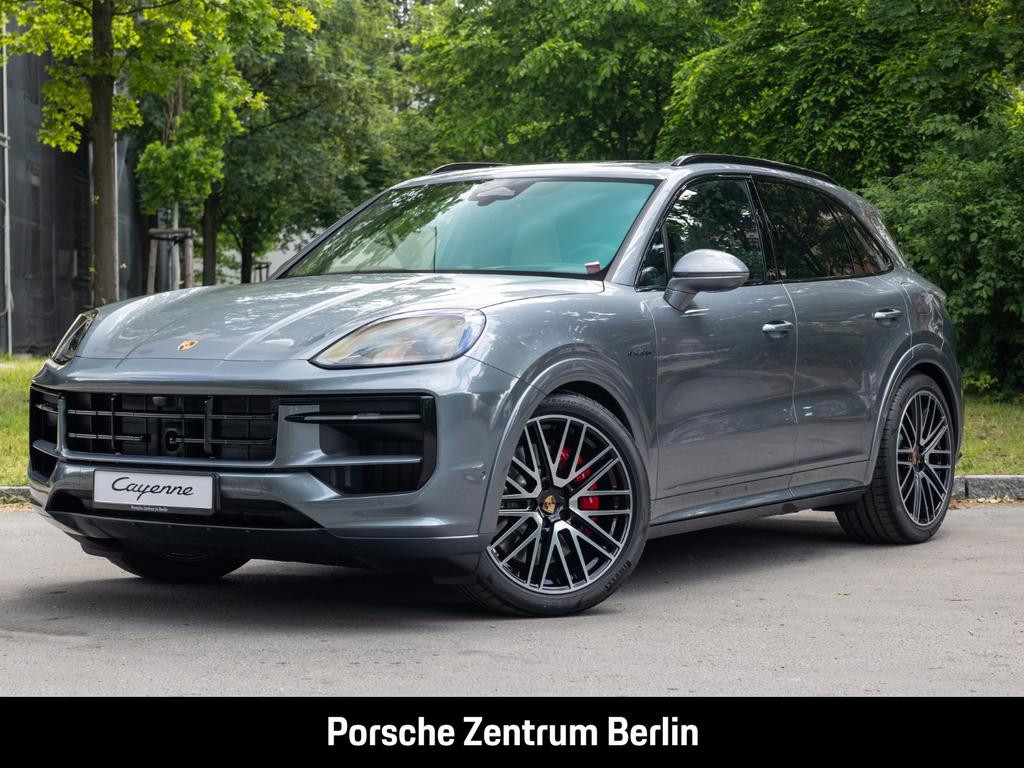 Porsche Cayenne E-Hybrid S Black Edition