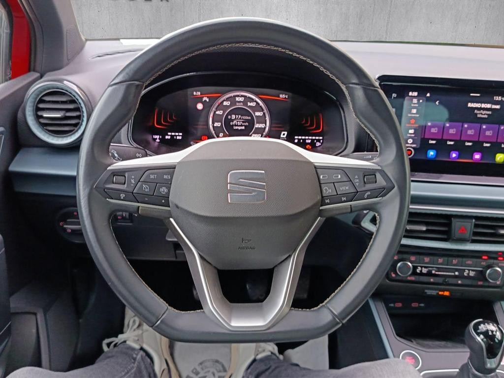 Seat Arona
