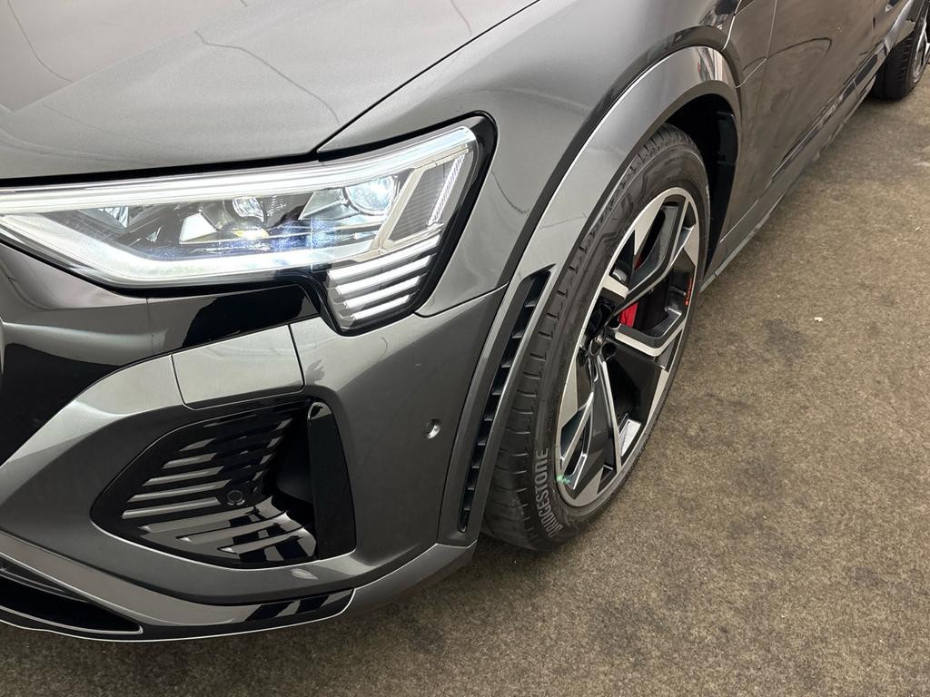 Audi SQ8 e-tron
