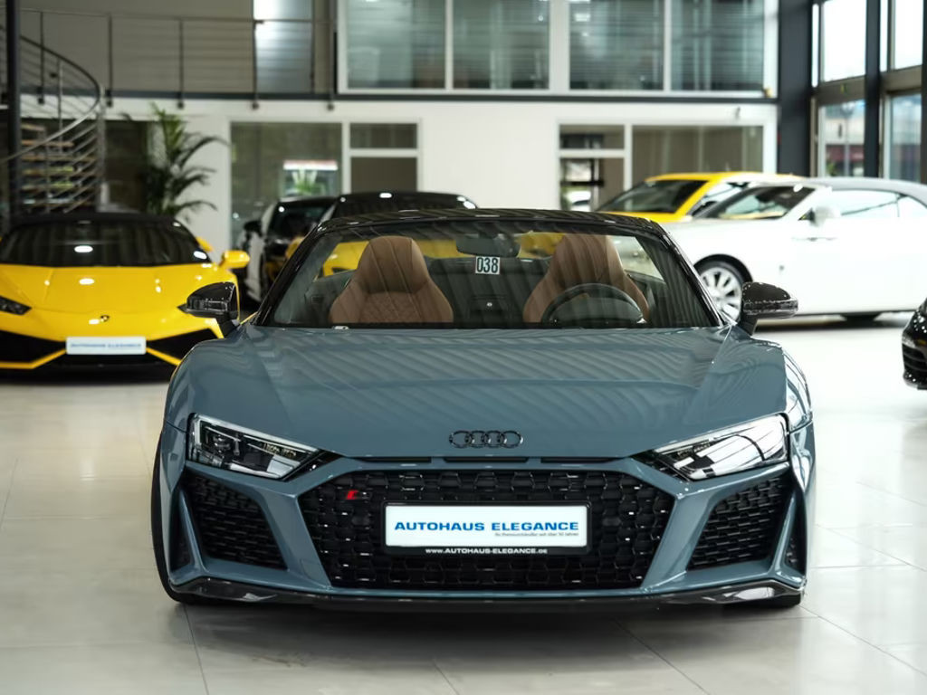 Audi R8