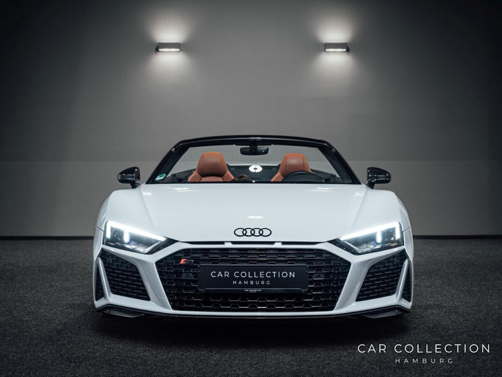 Audi R8