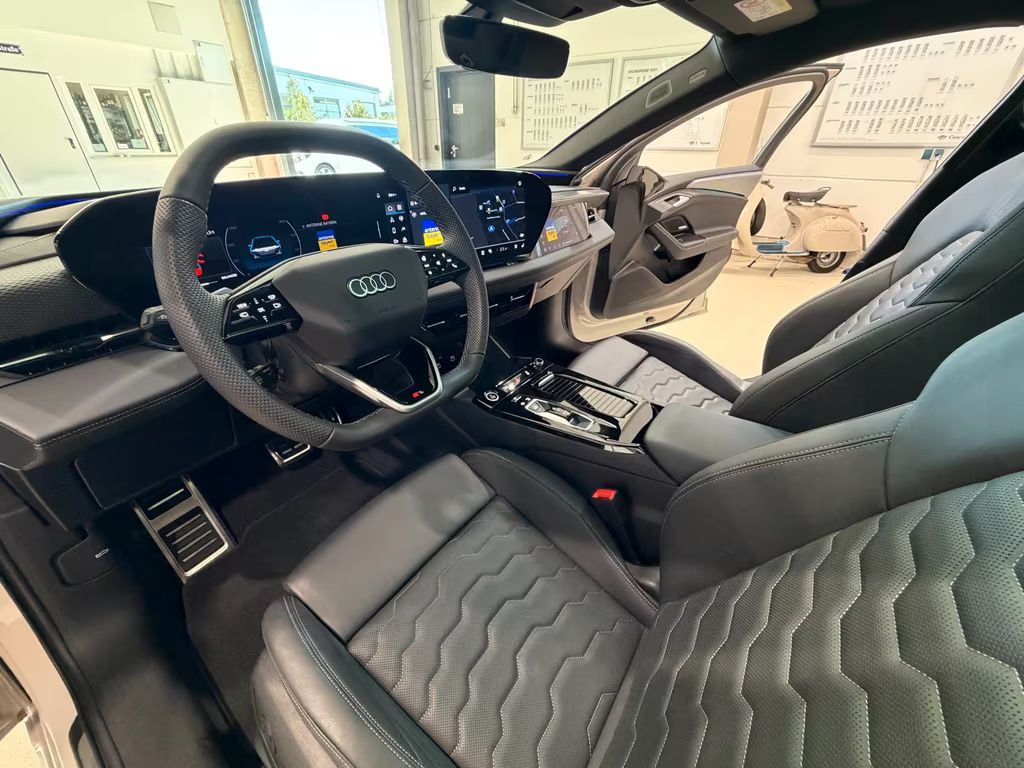 Audi A6 e-tron