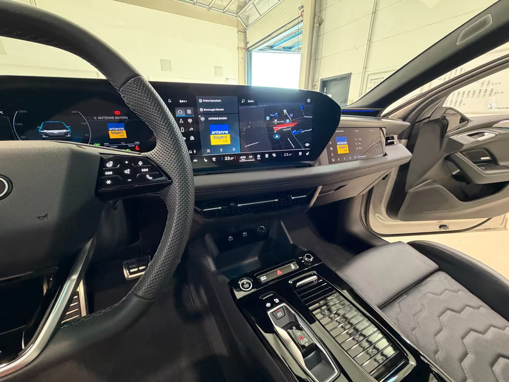 Audi A6 e-tron