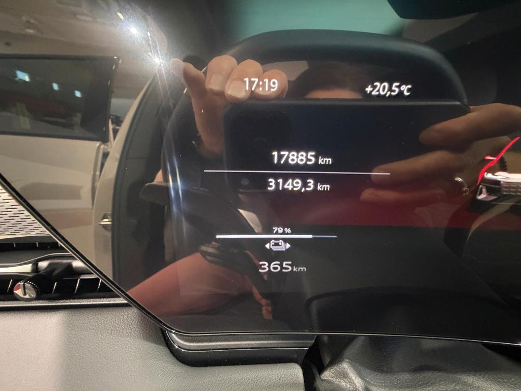 Audi A6 e-tron