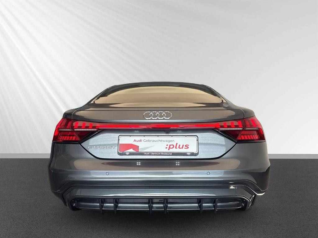Audi e-tron GT