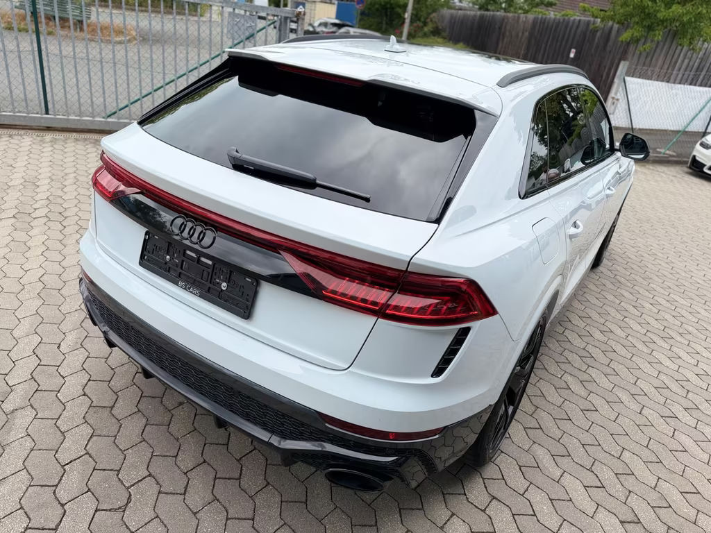 Audi RS Q8