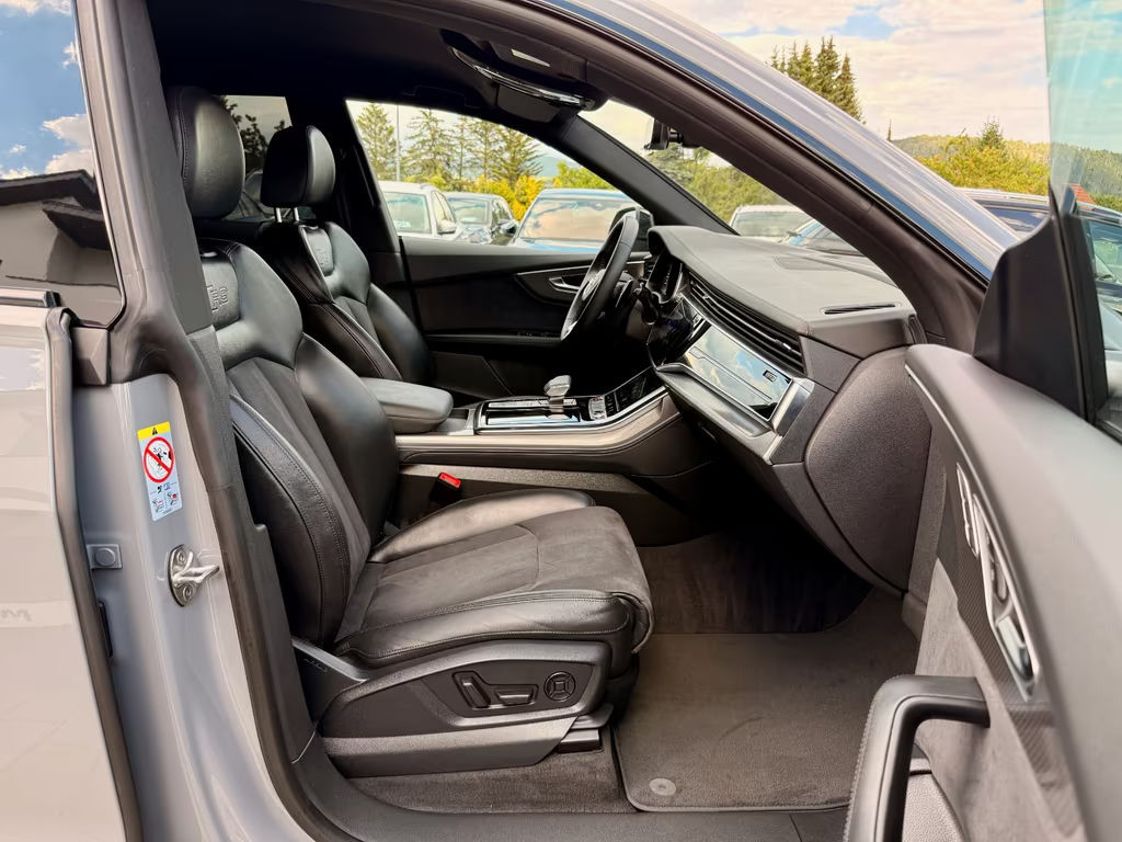 Audi RS Q8