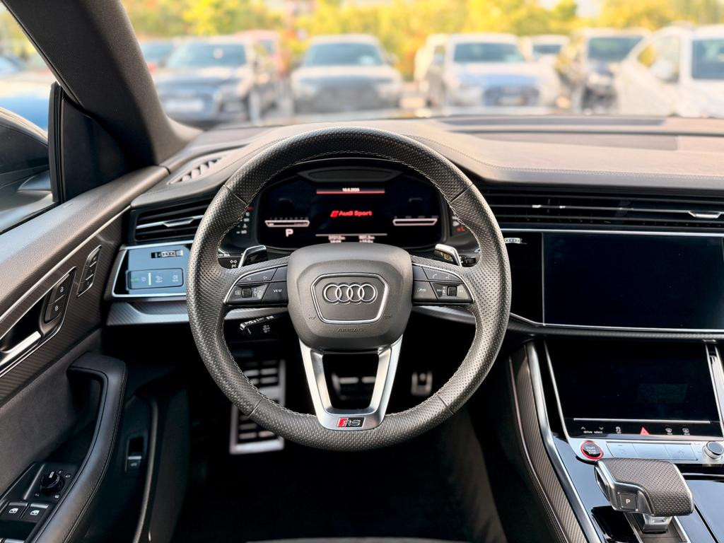 Audi RS Q8