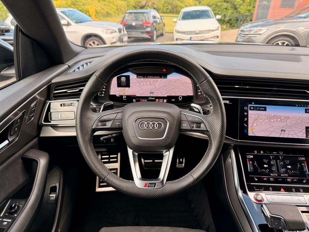 Audi RS Q8