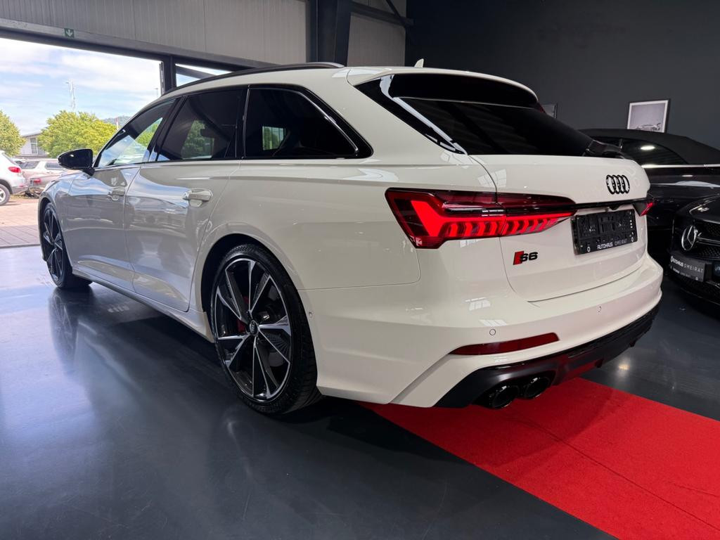 Audi S6