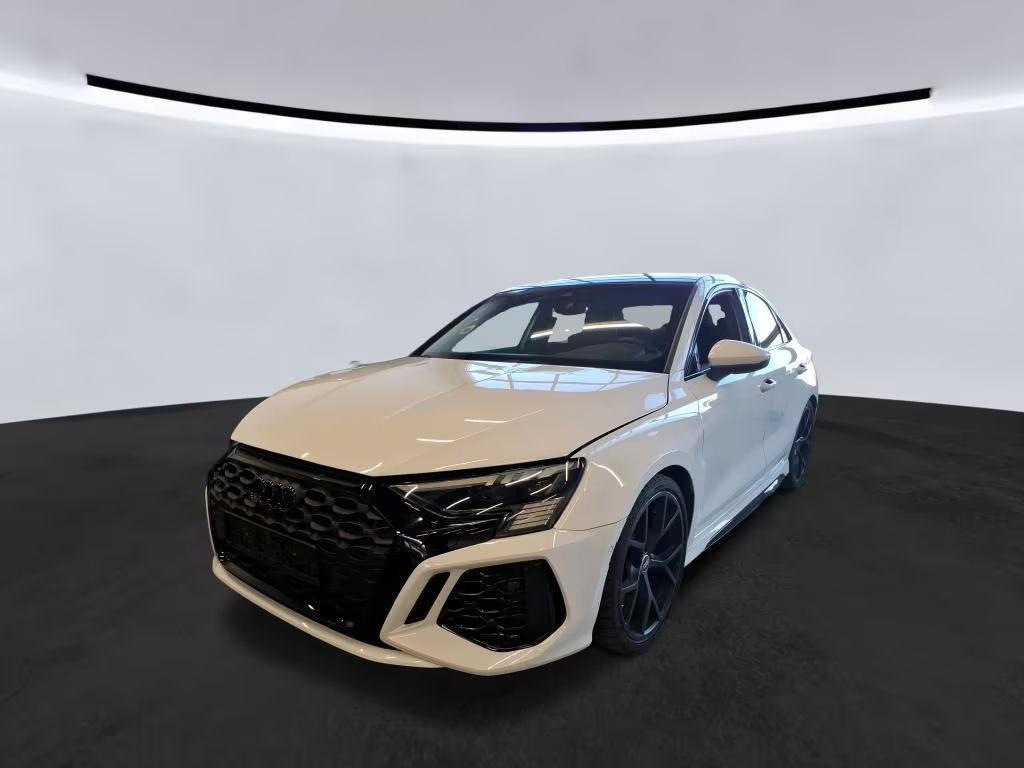 Audi RS3 Sedan Quattro S-Tronic