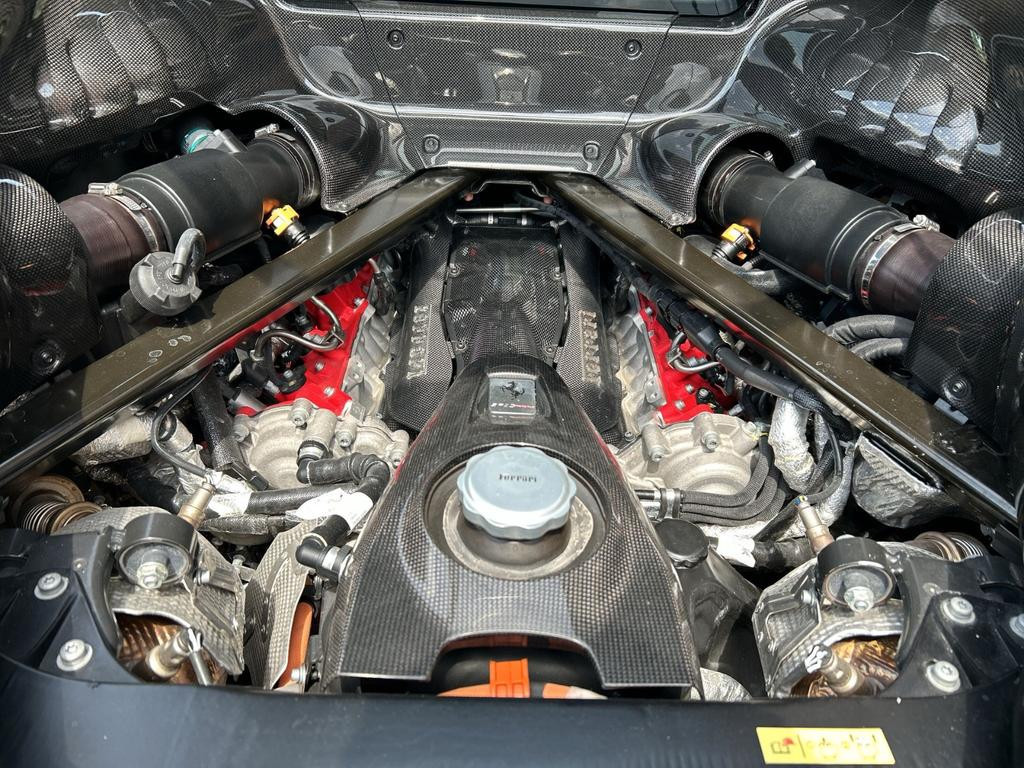 Ferrari SF90