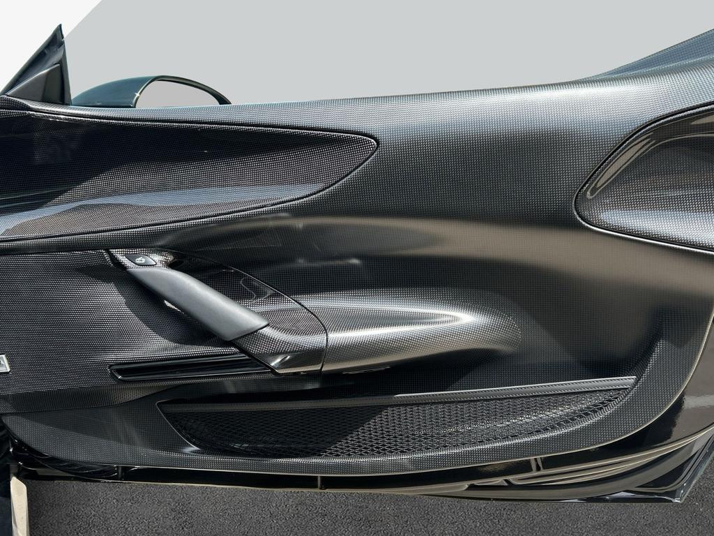 Ferrari SF90