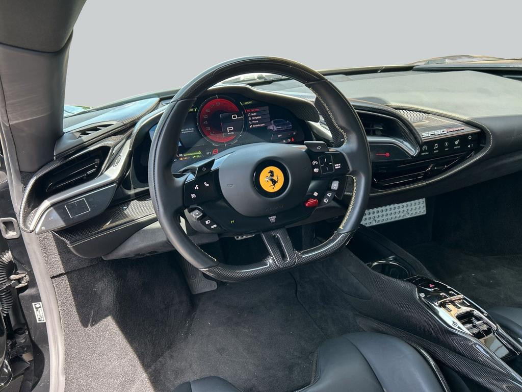 Ferrari SF90