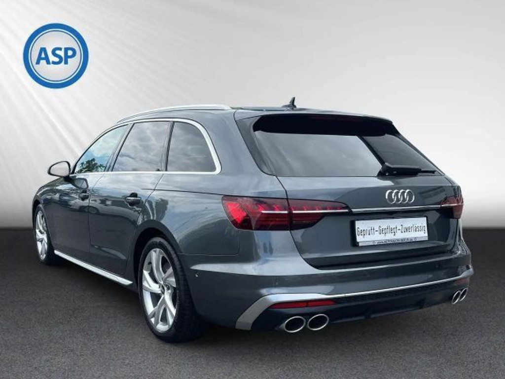 Audi S4