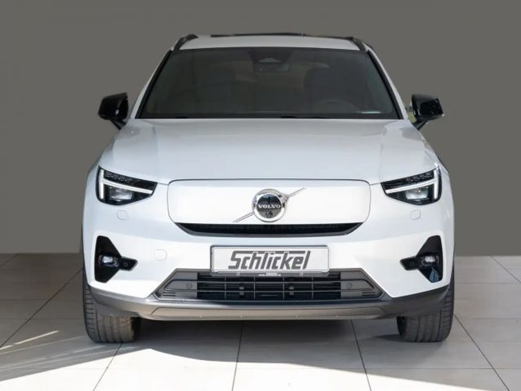Volvo EX40