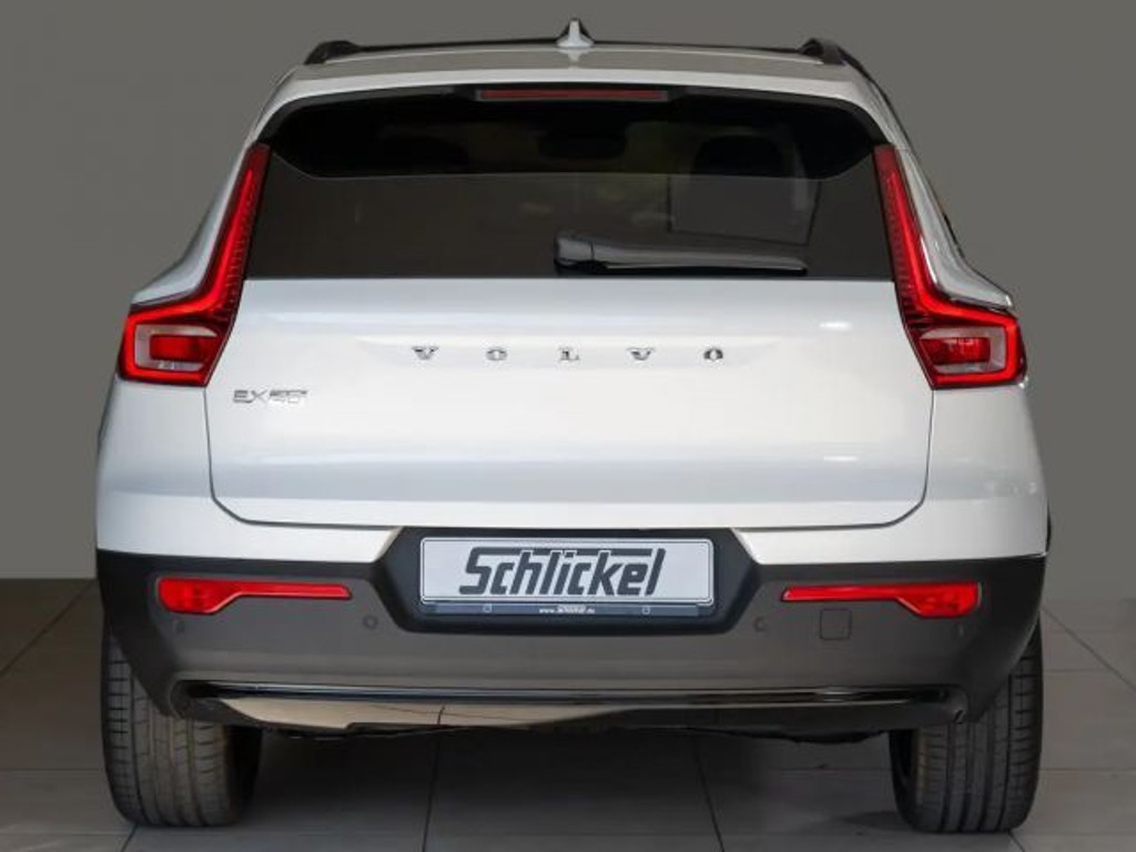 Volvo EX40