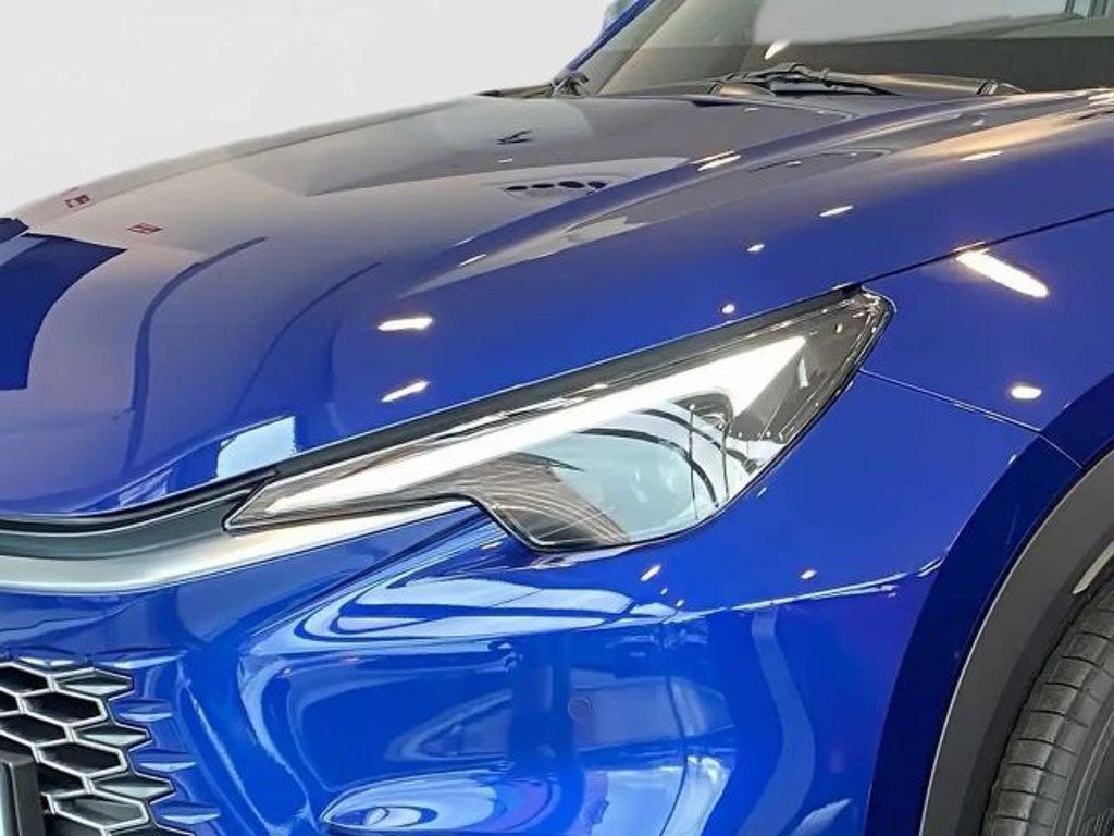 Lexus LBX