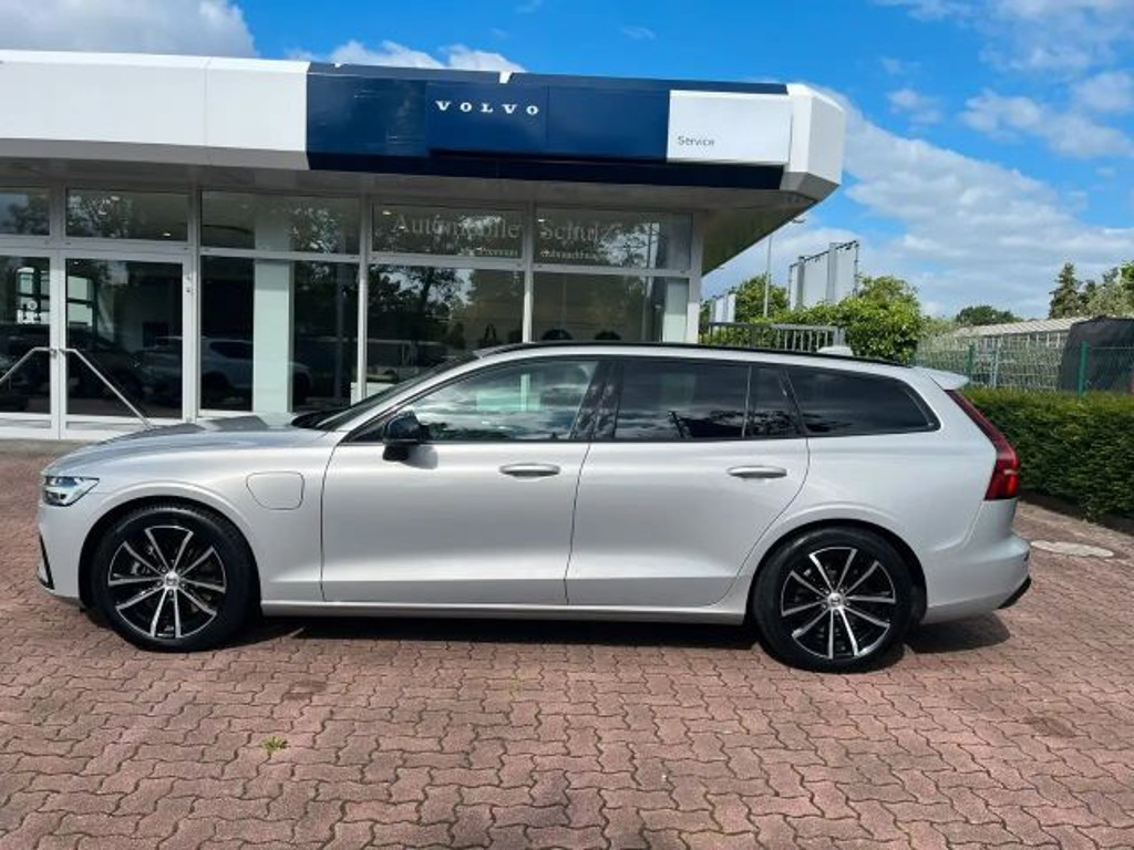 Volvo V60 AWD T6 Hybrid Plus Dark