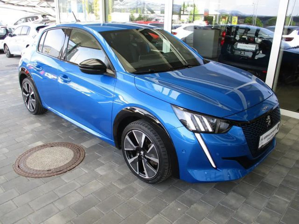 Peugeot e-208