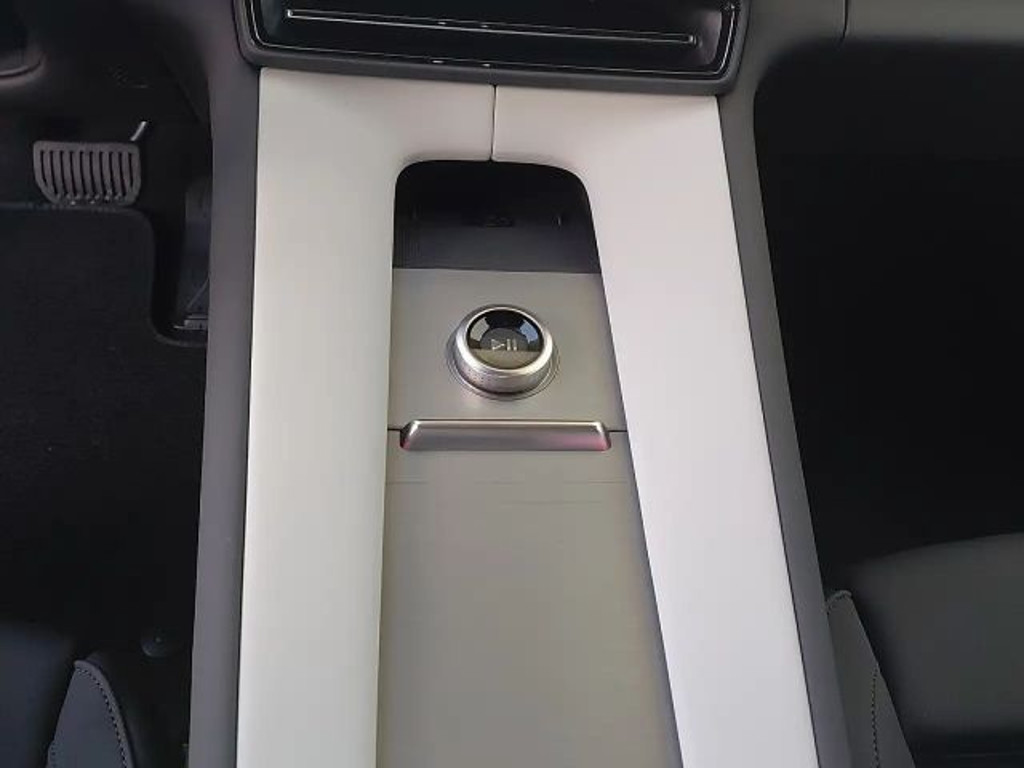 Polestar 4