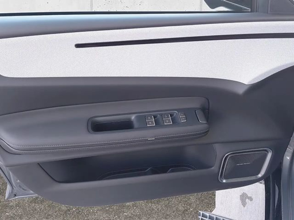 Polestar 4