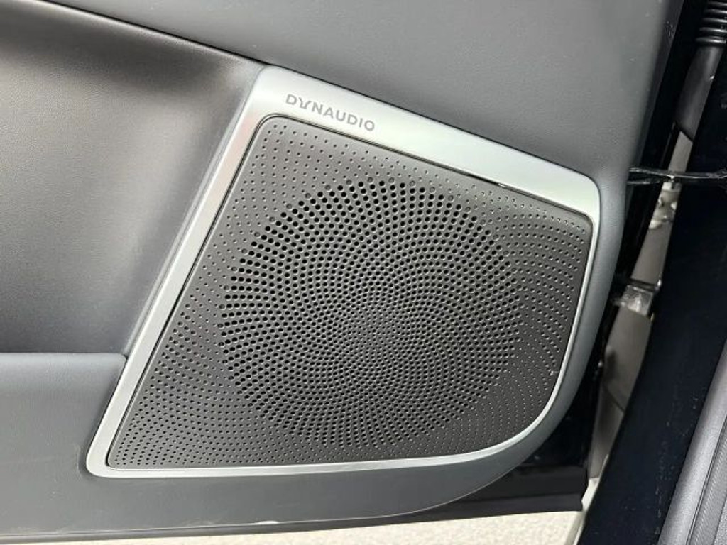 Xpeng G9