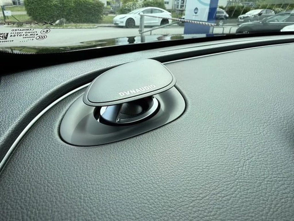 Xpeng G9