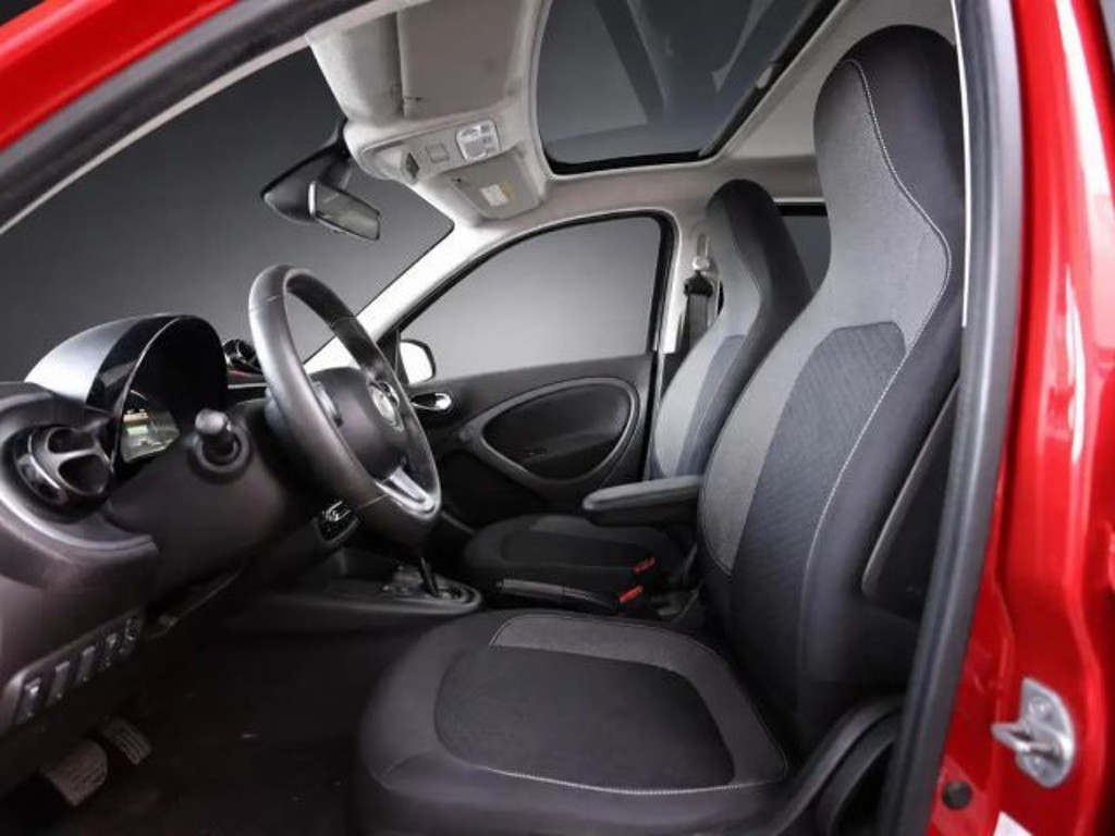 Smart EQ forfour