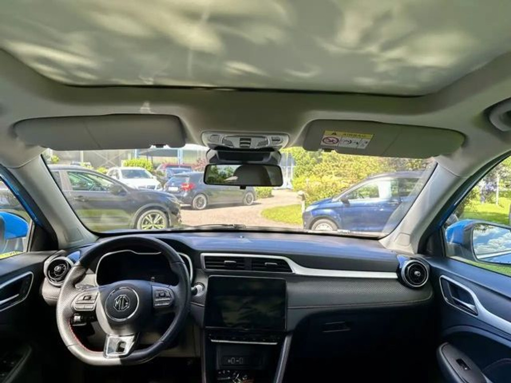 MG ZS