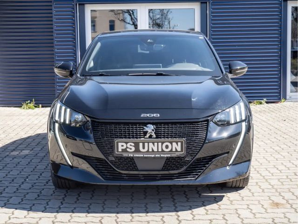 Peugeot e-208