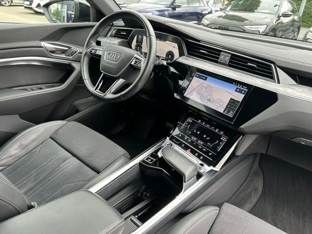 Audi Q8 e-tron